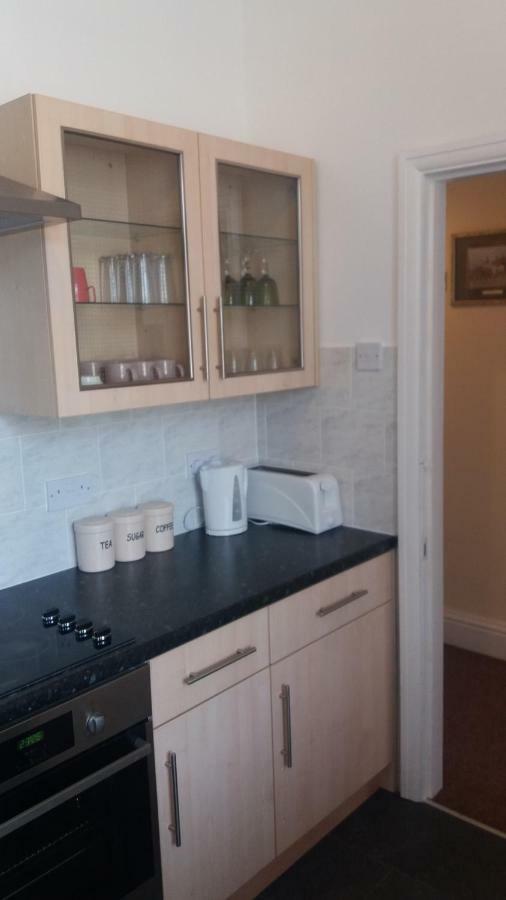Delamere Holiday Flat Blackpool Esterno foto